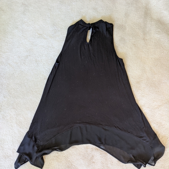 Bloomingdales Avec brand XL Top. - Picture 2 of 5